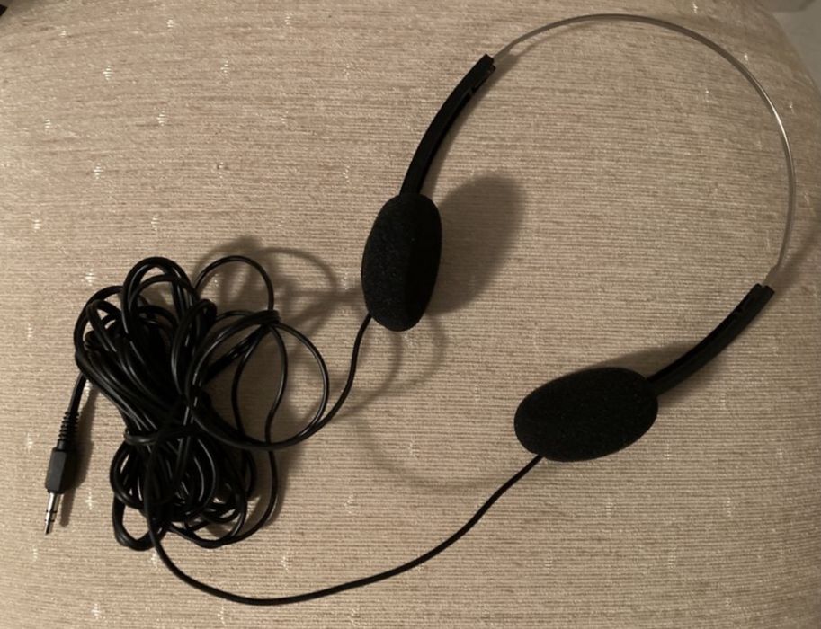 Fones variados novos