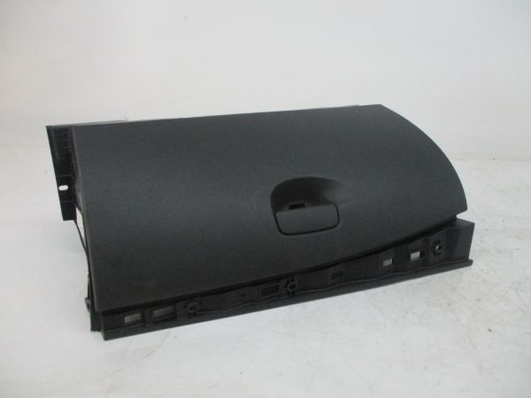 Porta luvas RENAULT Megane III (BZ0_)