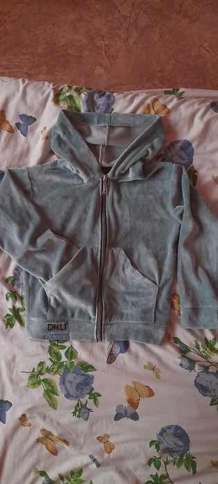 Продам костюм для дівчинки