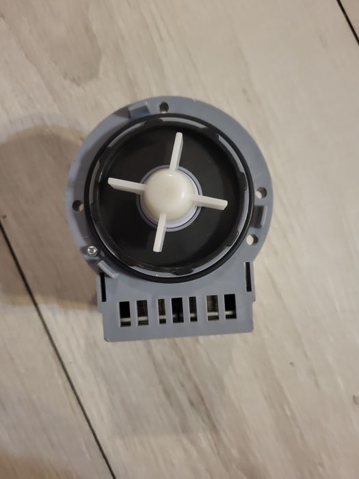 Pompa do pralki Gorenje  WS168LNST /Hisense Askoll M332