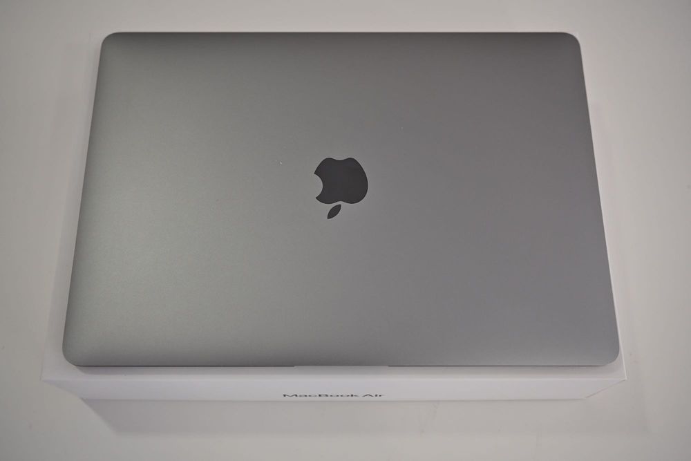 Apple Macbook Air M1 - Space Grey509381272468213763
