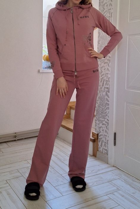 Новий жіночий спортивний костюм BCBGMAXAZRIA