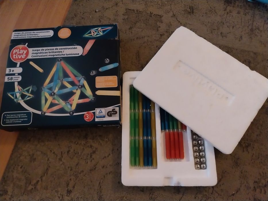 Jogo de peças magnéticas