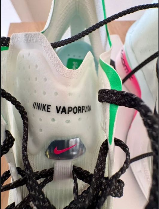 Nike Vaporfly next 4% (Novas)