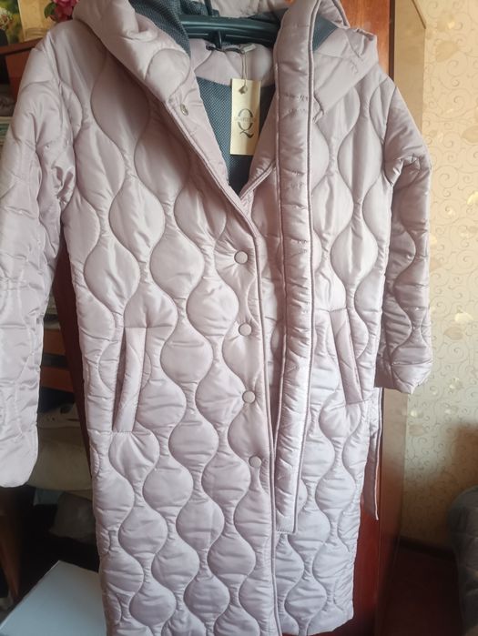 Осіннє пальто нове