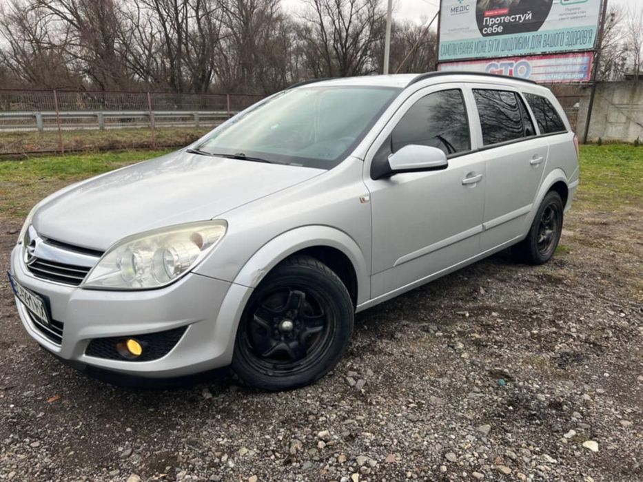 Опель астра h 2009 r .1.7
