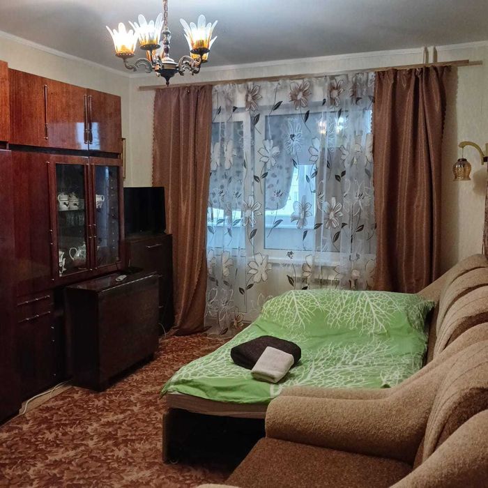 1 кім. Квартира біля ТРЦ Мануфактура Центр 1 лінія Погодинно, Подобово