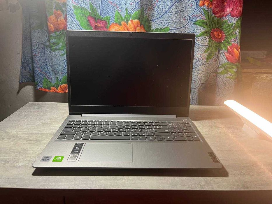 Продається ноутбук