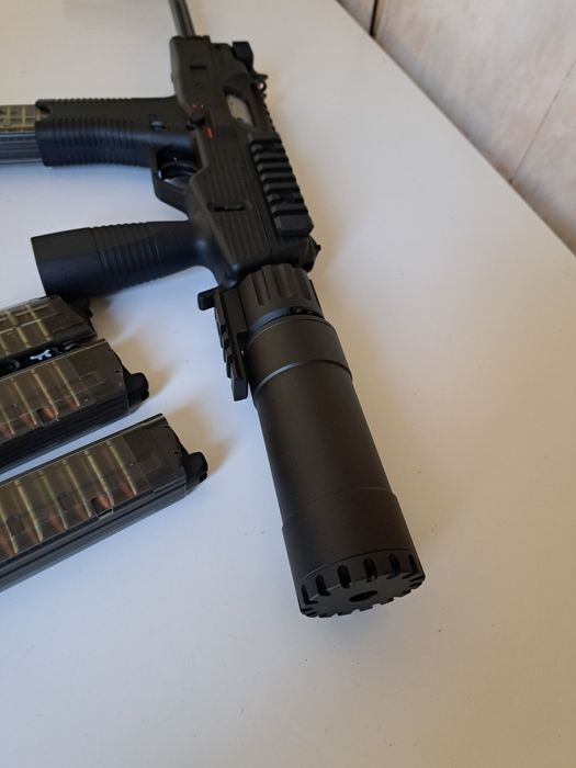 Réplica maruyama mp9 ggbr
