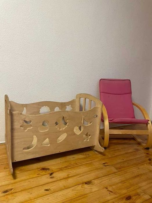 Ліжечко для ляльок
