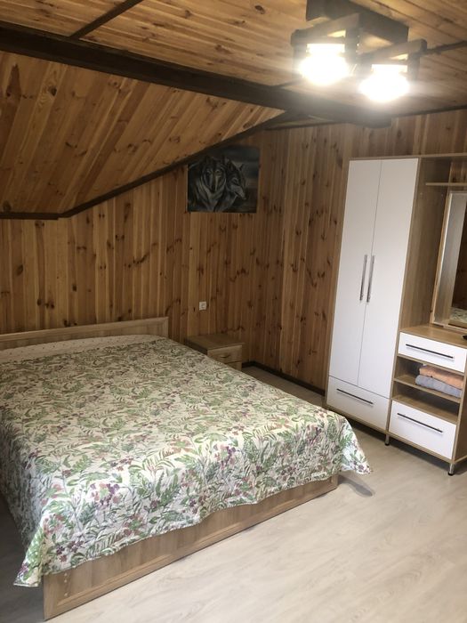 Приватна садиба на 6 осіб!!! VALISOVA KHATA