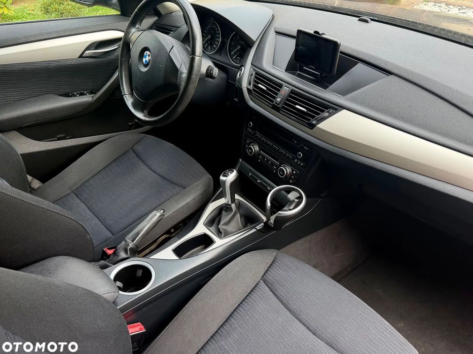 BMW X1 2.0 184 KM Tempomat Czujniki Grzane Fotele