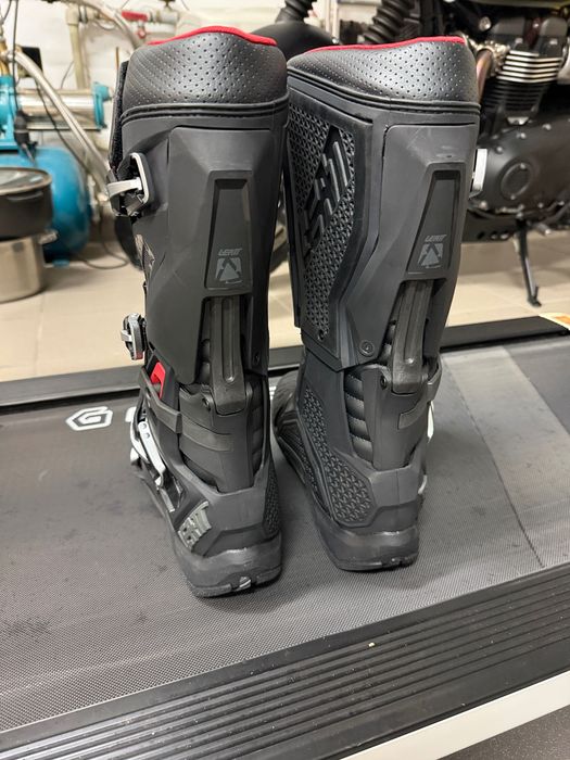 Buty motocyklowe Leatt 5.5 – jak nowe | Rozmiar 45.5