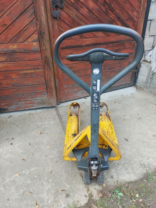 Paleciak ręczny Jungheinrich 80 cm