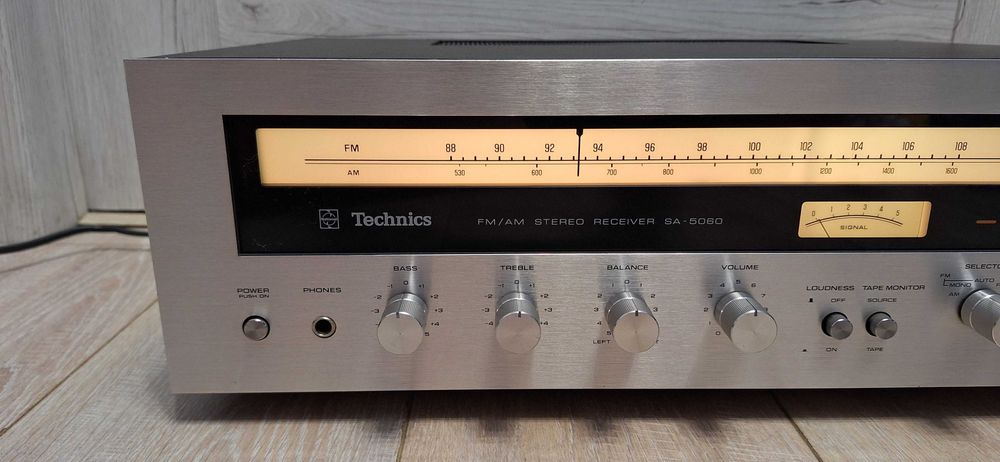 Amplituner Technics SA-5060 ! Srebrny ! w Pełni SPRAWNY ! Piękny! OKAZ