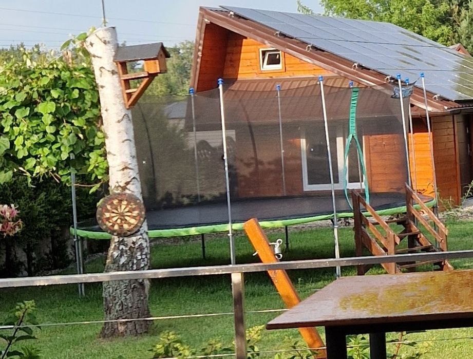 Trampolina duża około 5 m