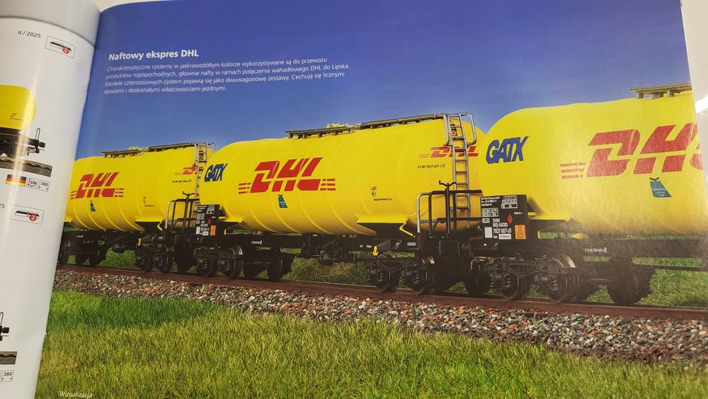 PIKO katalog nowości modelarskich H0 na 2025 r.  j.polski  56 str NOWY