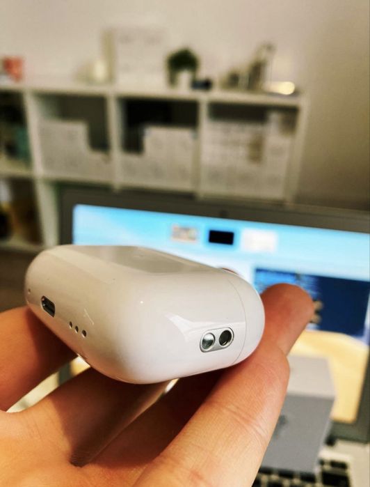 Продам навушники Airpods pro 2