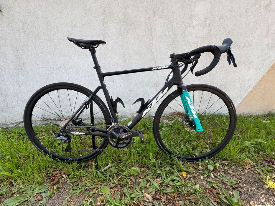 Rower szosowy marki KTM revelator alto team rozmiar 55