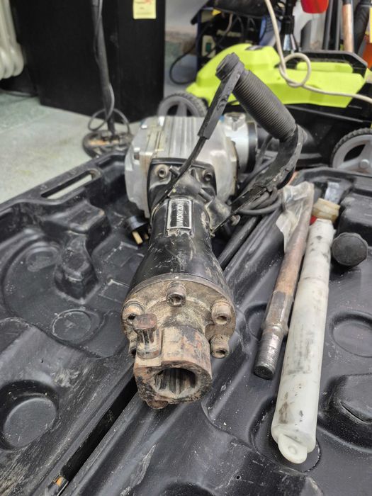 Młot wyburzeniowy Workzone Z1G-DS65D 1700W; Komis Jasło Igielna
