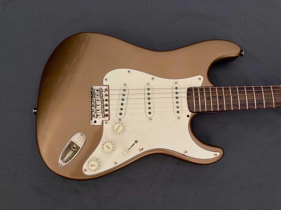 fender stratocaster japan - Купить электрогитары - Цена на