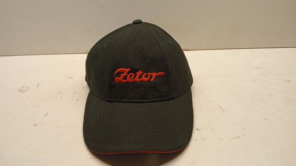 Zetor czapka logo