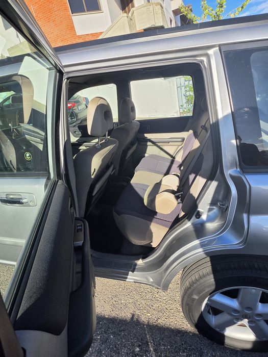 Nissan xtrail 2.5