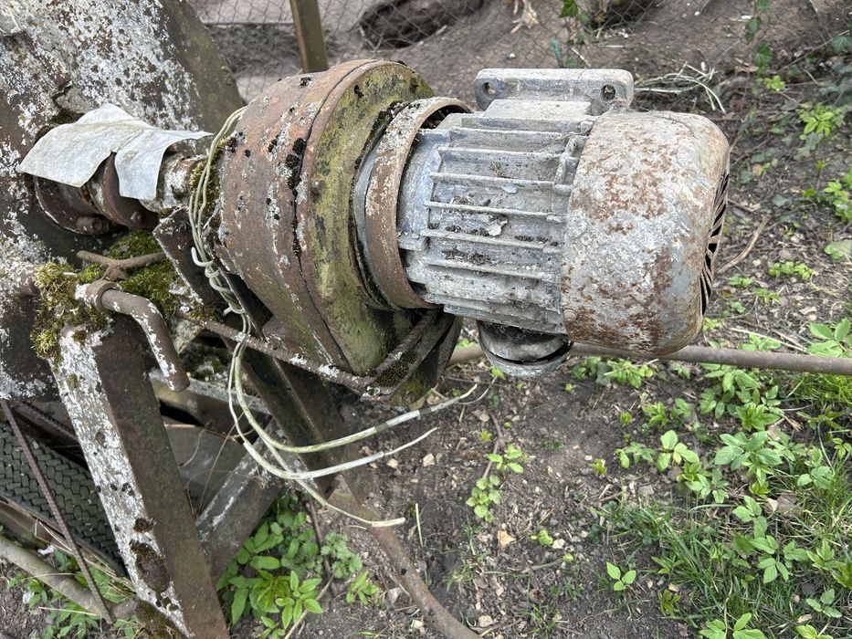 Асинхронний двигун СССР 1500об/хв 2.2кВт 380В