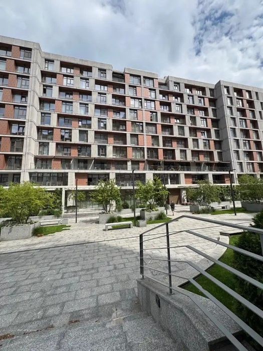 Продам квартиру 49 м2 Центр ЖК К12