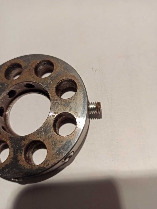 центровочная шайба с гужонами