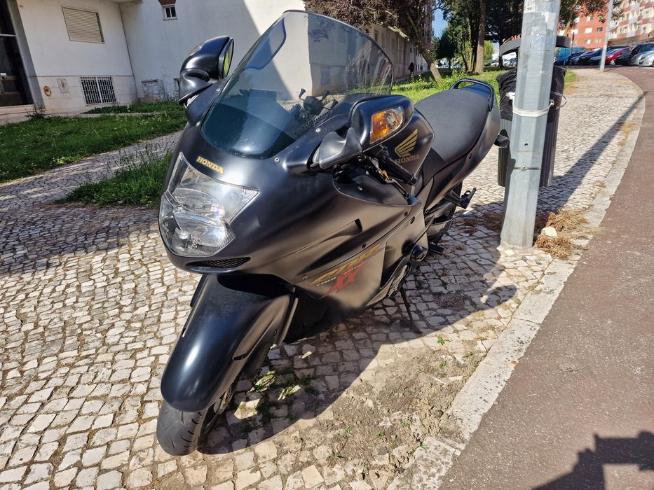 Honda CBR 1100 XX