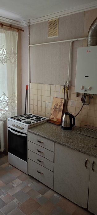 2 кім.центр..Здам на Нов рік.автовокзал Чайка Ювілейне погодинно.подоб