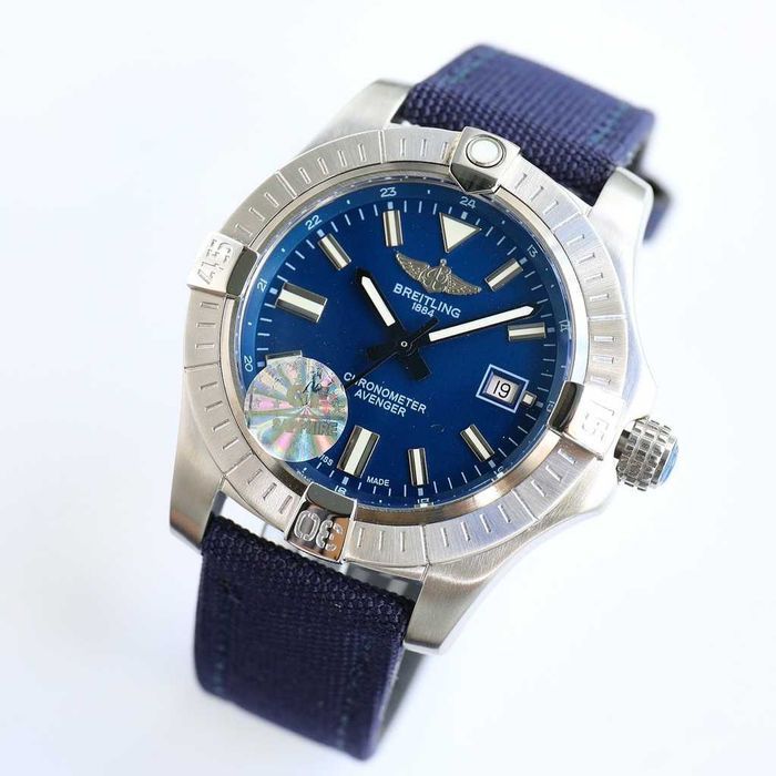 Годинник автомат Breitling Avenger Automatic 43 A17318101C1X1