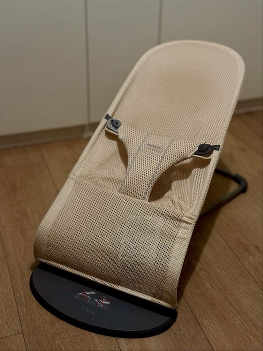 Leżaczek Babybjörn Mesh