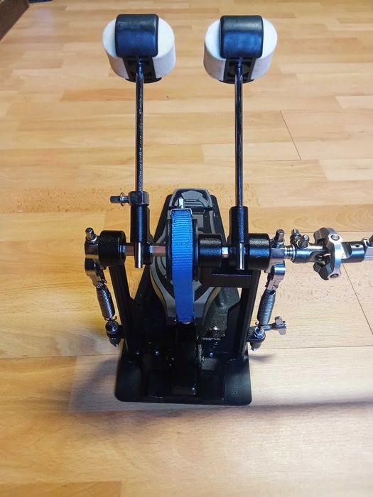 Duplo pedal NRG novo com Cardan Pearl Demon Drive e acessórios suplentes