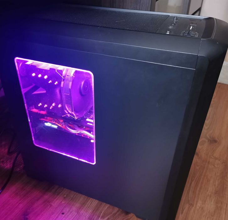 Komputer stacjonarny + monitor