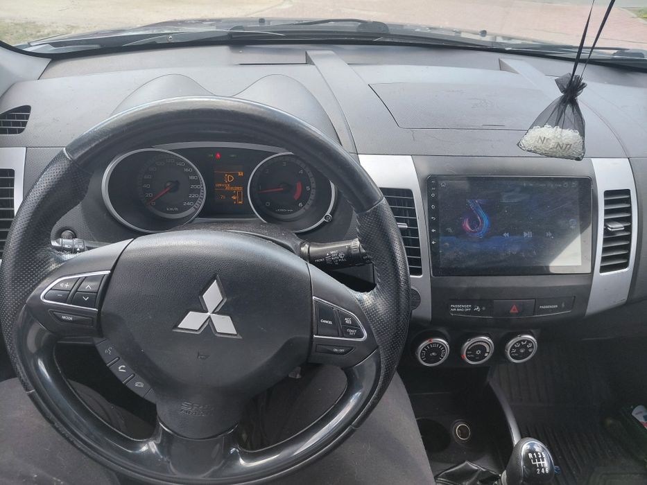Mitsubishi Outlander 2008
