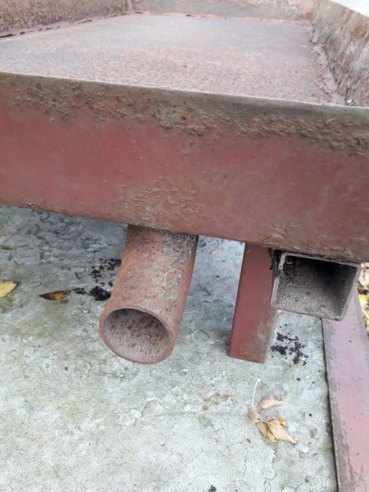 Продам поддон  метал.