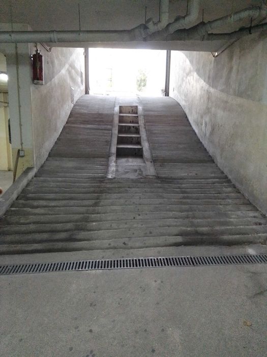 Garagem fechada em Paranhos - Porto