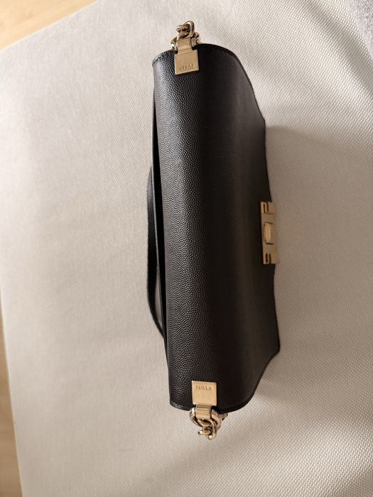 Furla czarna skóra model MIMI zlote elementy