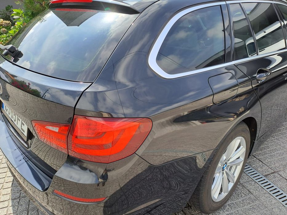 BMW 520d Preta como nova