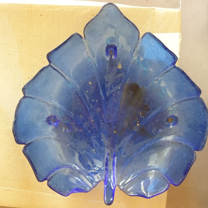 Artigos  decorativos  antigos