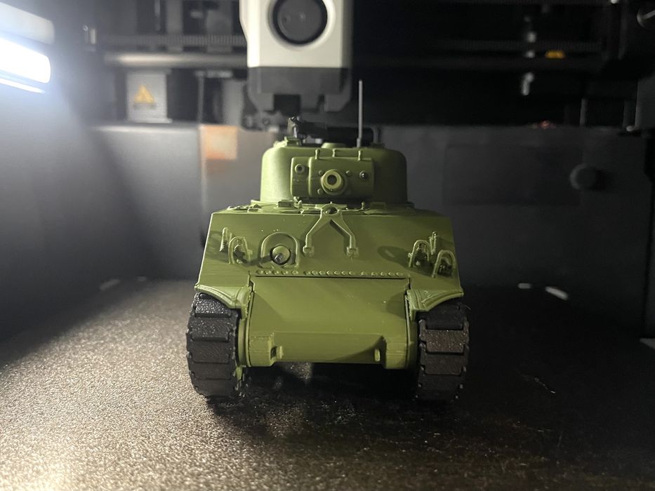 Modelo tanque M4A3 1/35 montado