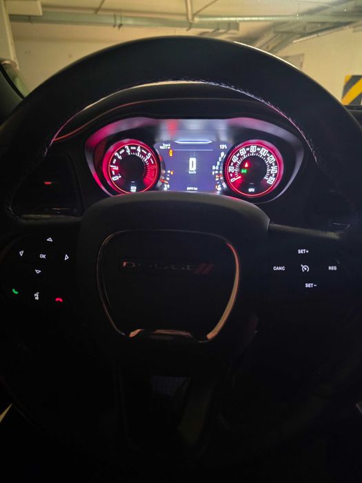 Sprzedam zamienie dodge chllenger