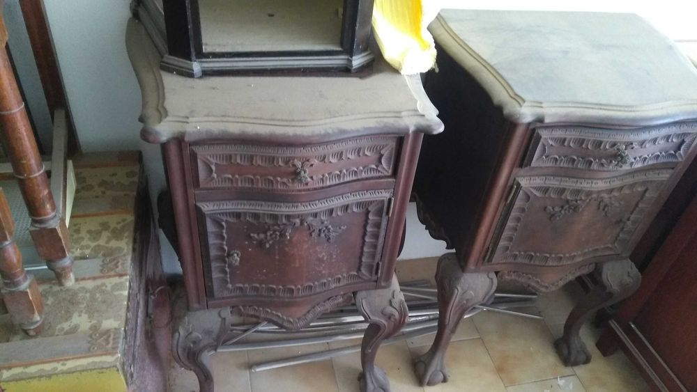 Móveis de antiquario