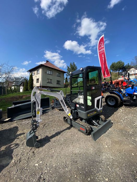 XTM X15s  Mini Koparka XTM X15s z kabiną NOWA od ręki