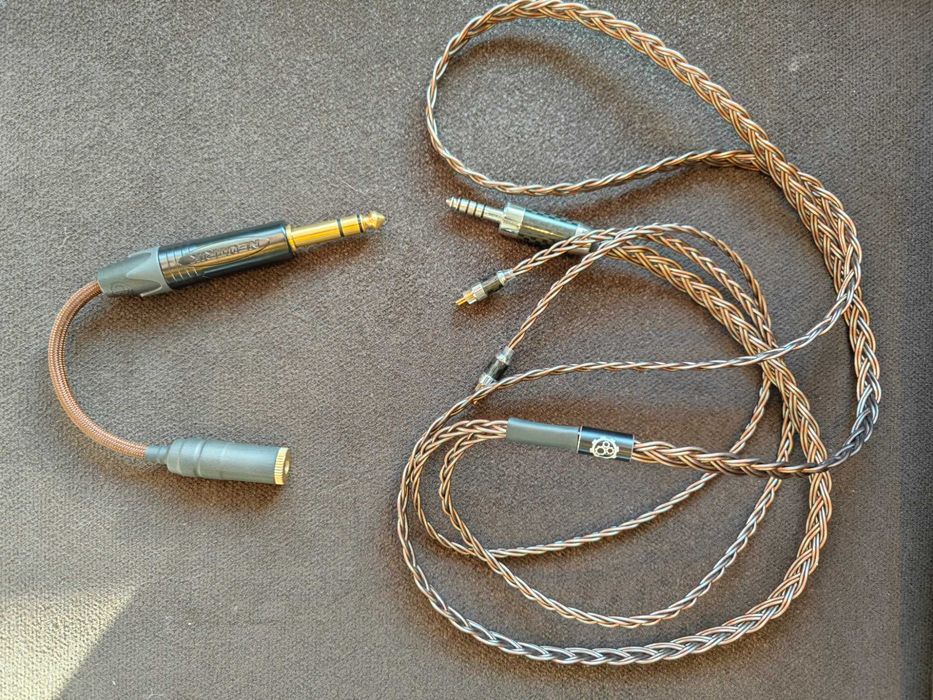 Sprzedam używane douszne słuchawki planarne Audeze LCD-i4