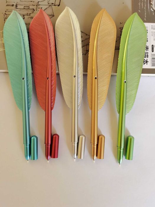 lapiseira com tubo preto