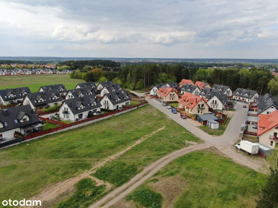 Działka budowlana 870 m² MPZP prąd gaz światłowód. Do centrum 11 min.