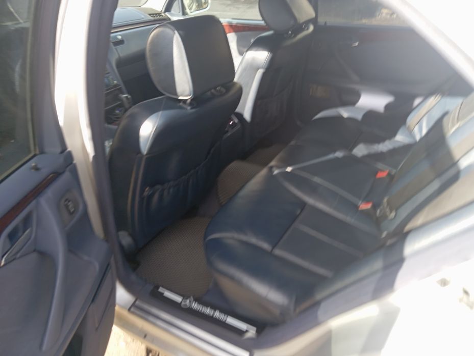 Мерседес Е клас 2001 року